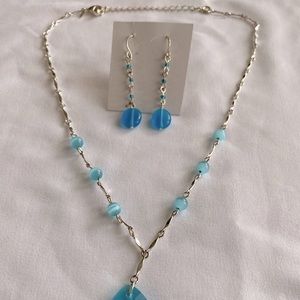 Avon Vintage Necklace with matching Earrings